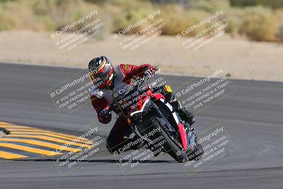 media/Oct-08-2022-SoCal Trackdays (Sat) [[1fc3beec89]]/Turn 10 (945am)/